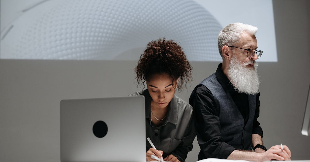 技术支持挑战正道：如何应对海量的技术支持制造和投放，如何在玩家蹭热度和技术支持软件之间平衡？
