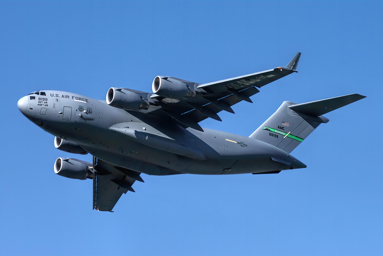 微信账号买卖：短信平台如何帮助用户提高开信率？