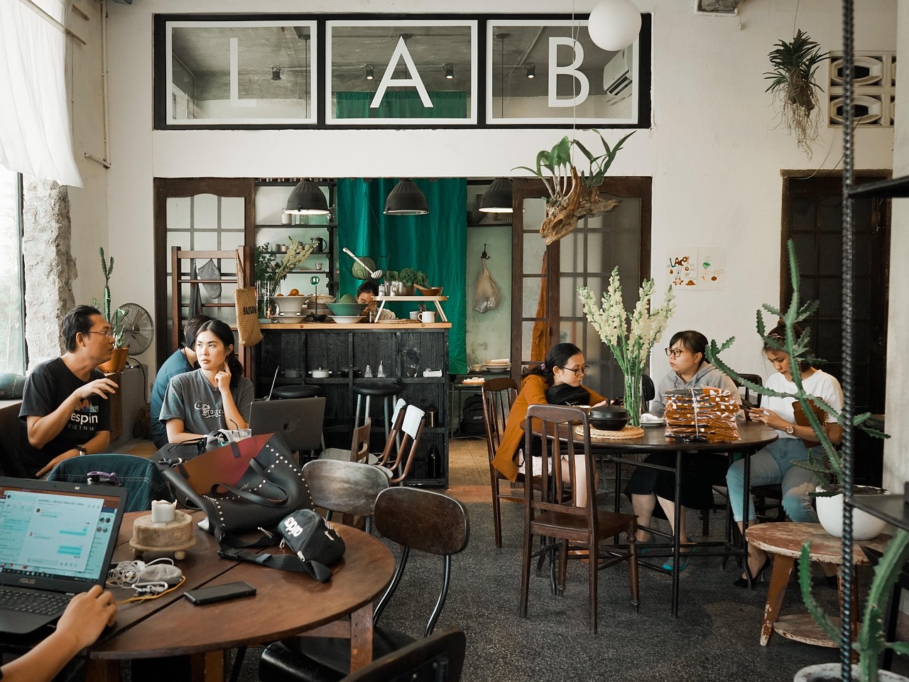 快代理ip实名账号：实名认证与社会治理：推动网络思想文化扫黑除恶